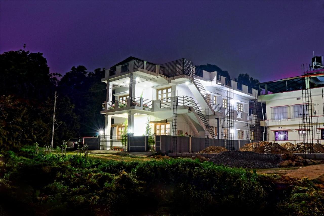 Coorg Rahul Villa มาดิเครี ภายนอก รูปภาพ